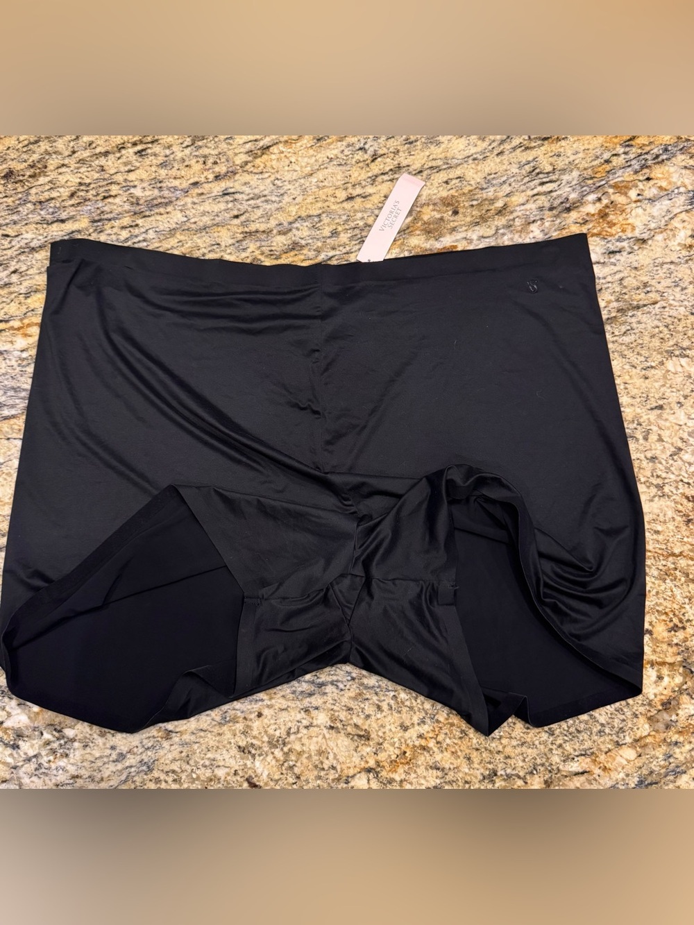Victoria's Secret Black Bodywear FeatherSoft™ Innovation Bike Shorts Size XXL - Picture 9 of 11